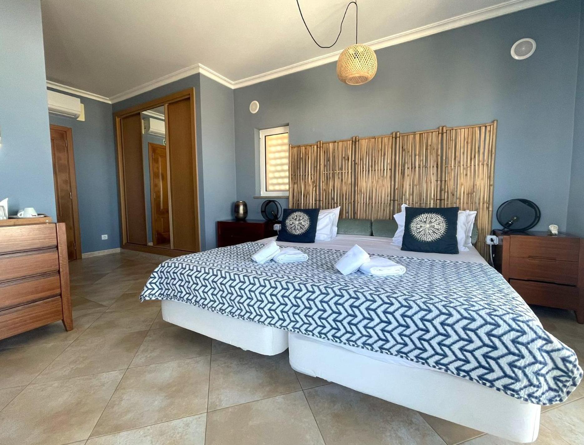 Arrifana Destination Suites 阿尔热祖尔 外观 照片