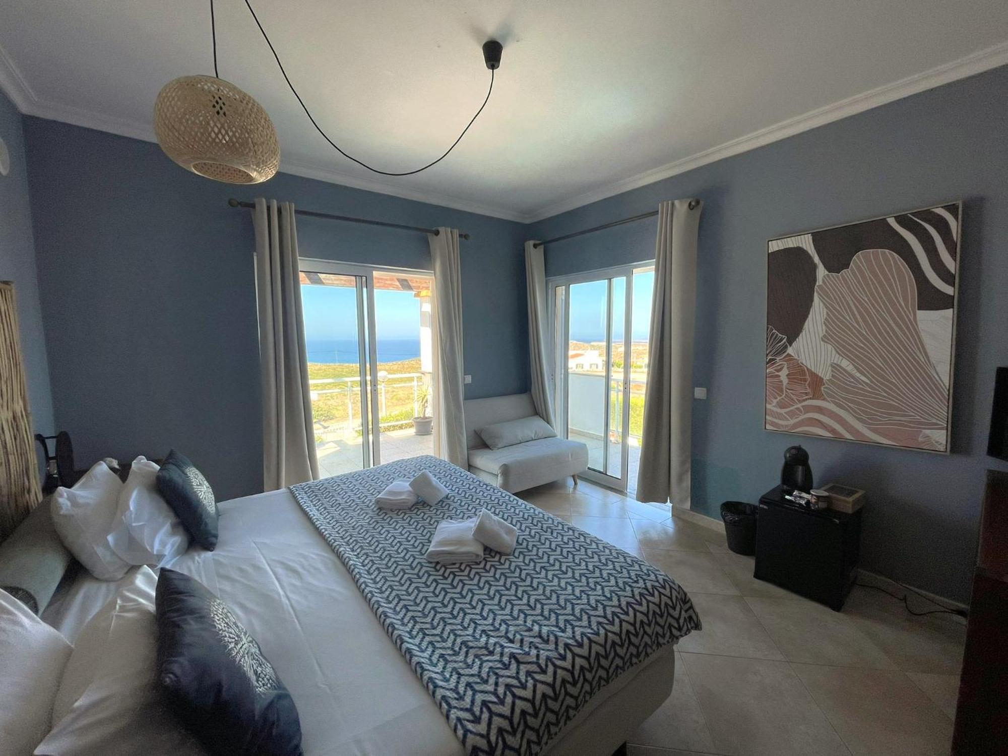 Arrifana Destination Suites 阿尔热祖尔 外观 照片